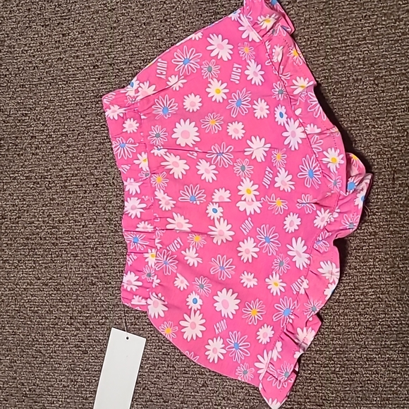 JUICY COUTURE BRAND TODDLER GIRL'S RUFFLED FLORAL PINK SHORTS SIZE 2T - Picture 3 of 6